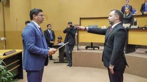 Colorado disidente asume como titular de la Junta Departamental de Central