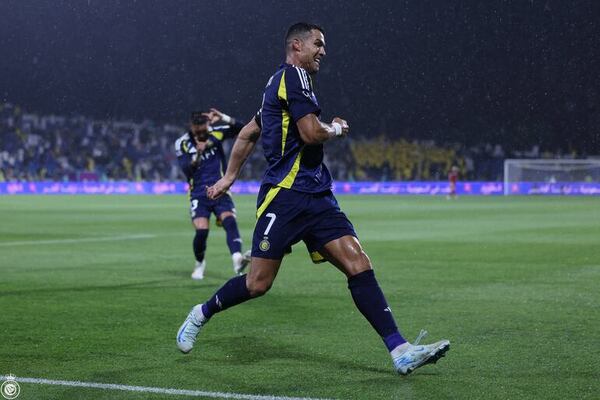 Al-Nassr eliminó Al-Taawon con un tanto de Cristiano Ronaldo - Fútbol Internacional - ABC Color