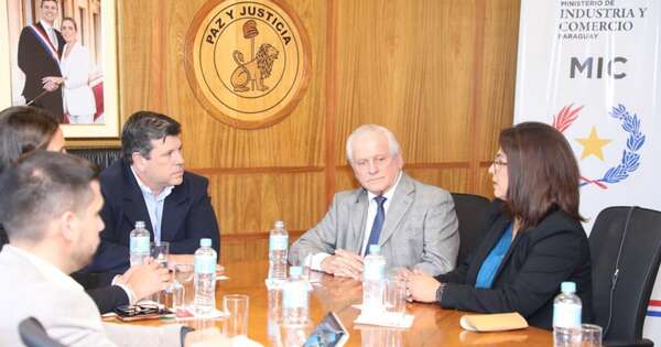 Diario HOY | Industria farmacéutica de Chipre, interesada en invertir en el país