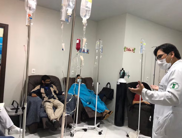 Cada vez son más jóvenes los pacientes con cáncer, alertan - La Clave