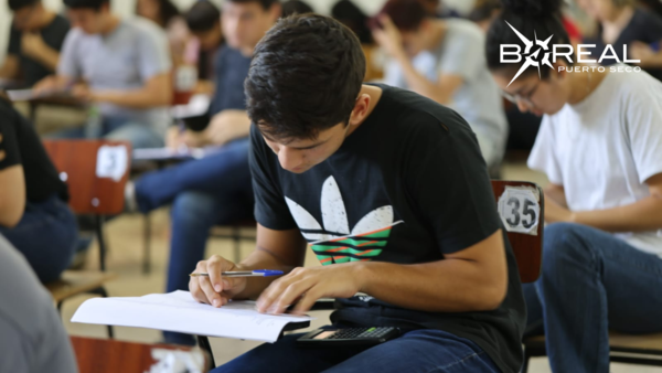 Secretaría de la Juventud lanza becas gratuitas para maestría - Unicanal