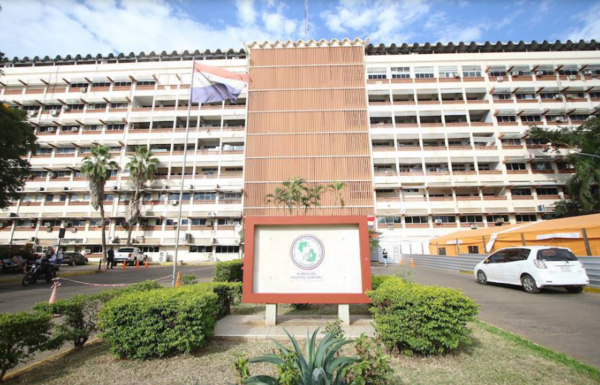 Mañana vence el plazo para renuncia masiva de cirujanos pediátricos del IPS - Portal Digital Cáritas Universidad Católica