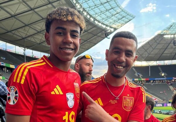 Versus / Apuñalan al padre de una de las máximas figuras del fútbol español