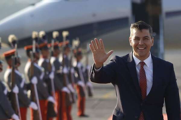 Convocan a marcha en Asunción contra el Gobierno de Santiago Peña este jueves - Política - ABC Color