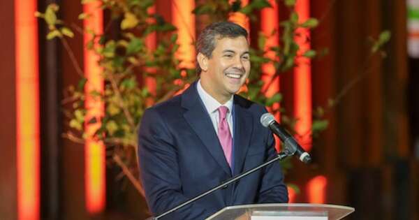La Nación / Peña celebra programas en marcha, acuerdos y confiabilidad en el país