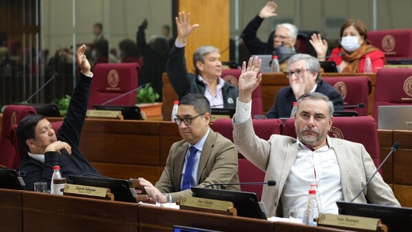 Oposición le pone 0 en autonomía a Peña y oficialismo le da solo un 8