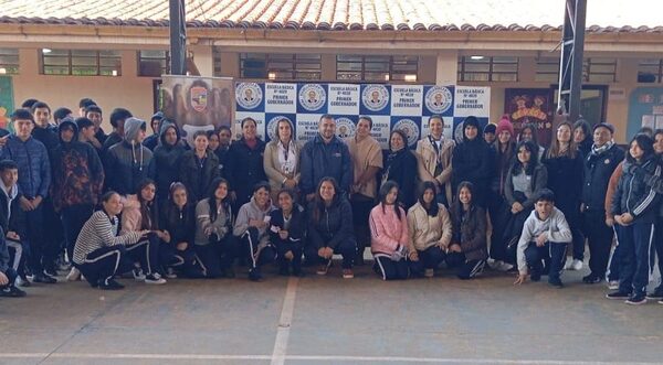 Dictan charlas contra el bullying, adicciones y violencia