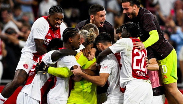 ¡Haihueee! ¡El Ajax clasifica en la Europa League después de 34 penales!