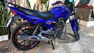 Roban motocicleta de empleado de radio Ñanduti a plena luz del día - Policiales - ABC Color