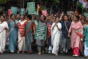 Crece la indignación en India por la violación y el asesinato de una doctora - Mundo - ABC Color