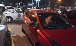 Luque: Joven detenido por ofrecer auto ajeno por Facebook