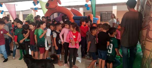 Las risas de los niños resuenan en Carmelo Peralta - Noticias del Chaco - ABC Color