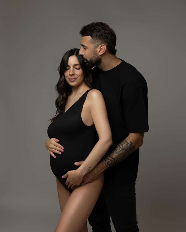 Lucas Pratto y Luli Lozano cuentan los días para la llegada de su niña - Gente - ABC Color