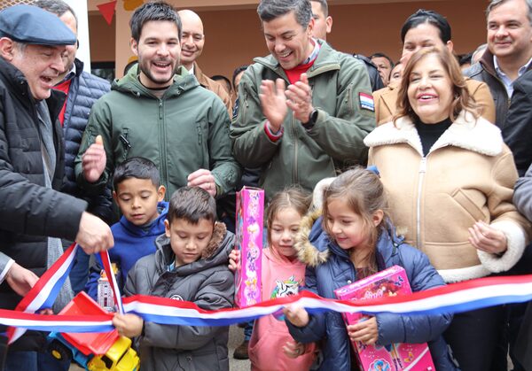 Gobierno realizó inversión histórica de G. 12,7 billones para la niñez y la adolescencia - .::Agencia IP::.