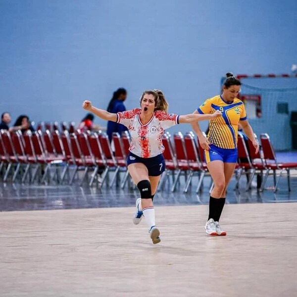 Paraguayas avanzan a puro triunfo en el Master de handbol de Puerto Rico