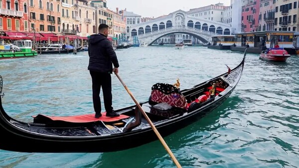 Venecia en la búsqueda de nuevos gondoleros