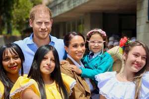 Los duques de Sussex visitan un colegio en Bogotá nominado entre los 10 mejores del mundo - Gente - ABC Color