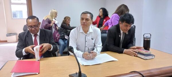 Corte ratifica condena a Juan Vera por violar intimidad de Menchi Barriocanal