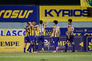 Versus / Luqueño encuentra un poco de alivio tras una gran remontada ante Guaraní