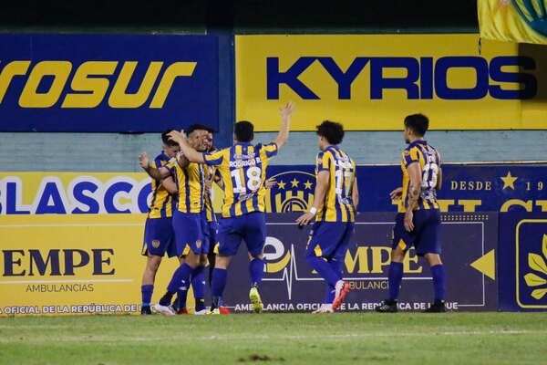 Versus / Luqueño encuentra un poco de alivio tras una gran remontada ante Guaraní