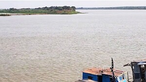 El descenso del río Paraguay afecta el calado de barcos en Concepción