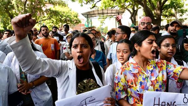 Huelga de médicos paraliza la sanidad en India