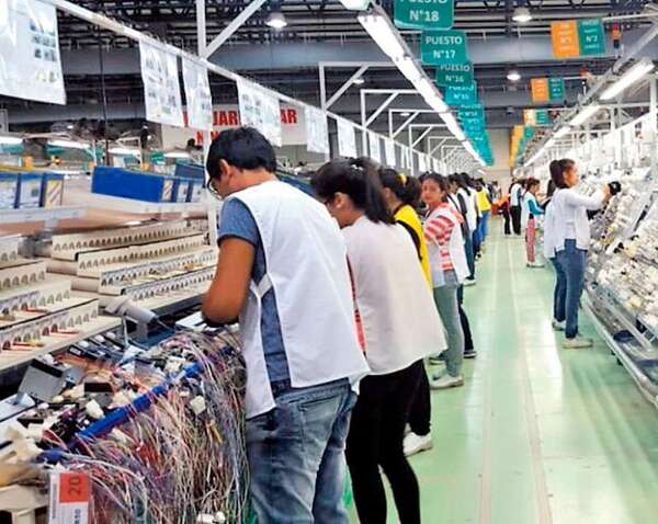 AUDIO: Datos “alentadores y positivos” en sector maquilador - Enfoque económico - ABC Color