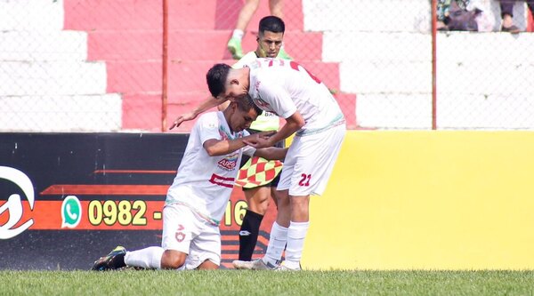 Versus / ¡Séptima victoria consecutiva de Tembetary en la Intermedia y acecha la cima!