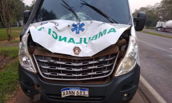 Ambulancia chocó a peatón y lo mató