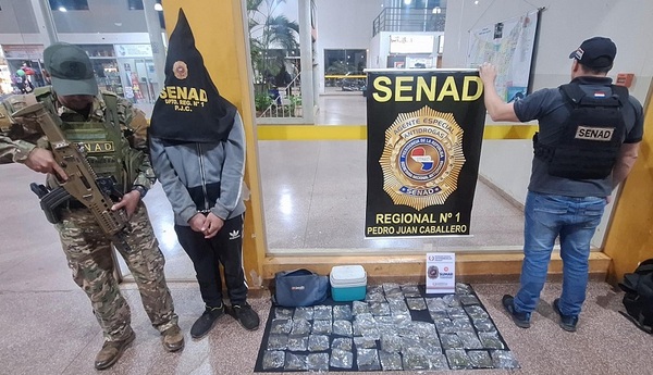 Viajaba con droga en un bus y fue detenido en la terminal de ómnibus de PJC