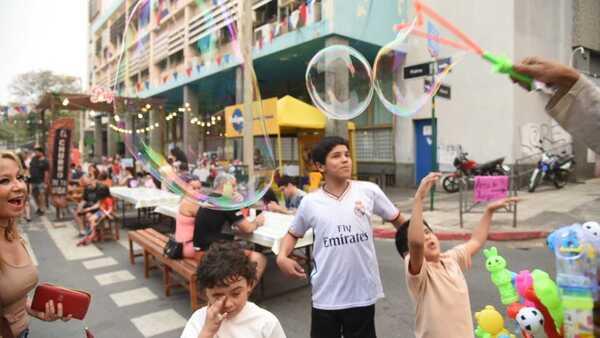 Los niños se adueñaron de la calle Palma este sábado