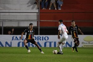 Versus / General Caballero y Nacional no afinaron puntería en Mallorquín