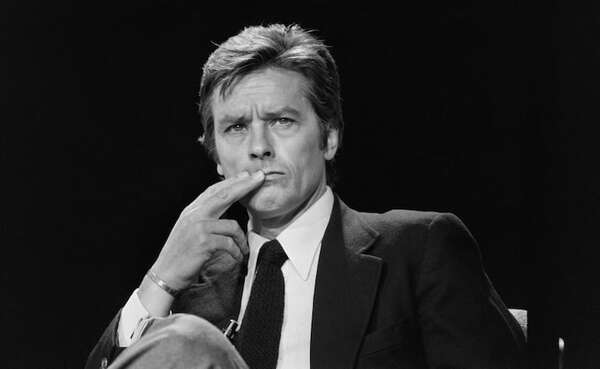 Muere Alain Delon a los 88 años y se apaga la mirada de ojos azules - Gente - ABC Color
