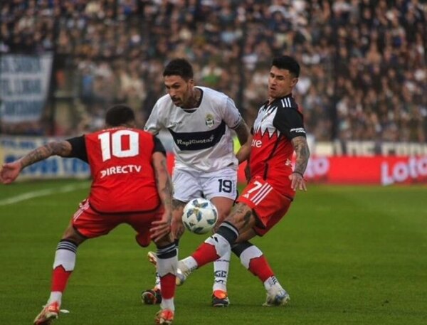 Versus / River no puede con Gimnasia y se aleja de los puestos de vanguardia en la Liga argentina