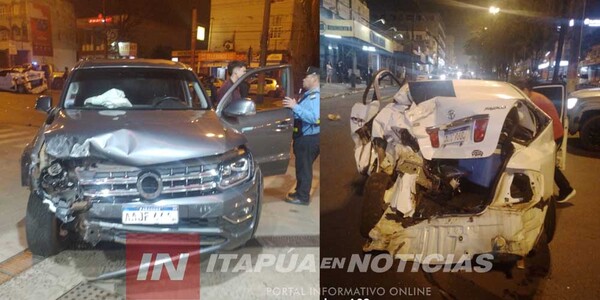 BRUTAL CHOQUE EN PLENO CENTRO INVOLUCRA A HIJO DE WALTER HARMS - Itapúa Noticias
