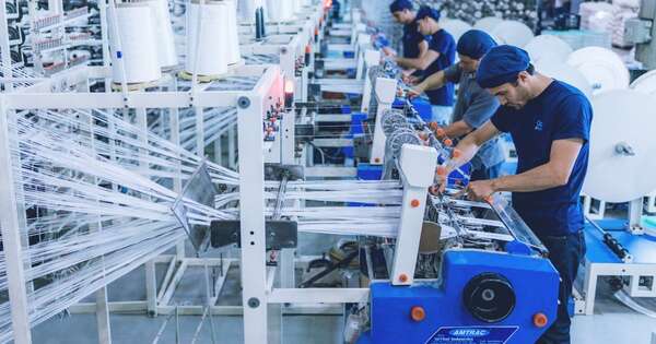 Paraguay avanza en formalización laboral pese al aumento del desempleo