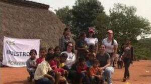 Homenaje a Niños Indígenas de la Comunidad Itaguazú por Profesionales del Derecho