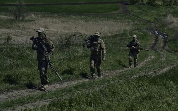 Militares ucranianos comienzan a rendirse activamente en la región rusa de Kursk | Video
