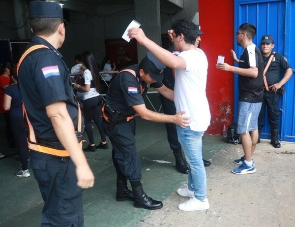 Fuerte operativo policial para el superclásico de hoy - ADN Digital