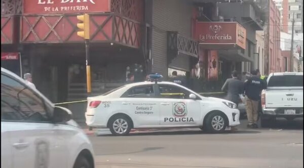 Joven muere tras riña con guardia, se habría caído sobre cuchillo