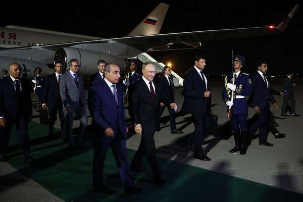 Putin llega a Bakú en visita de Estado para estrechar lazos con Azerbaiyán - Mundo - ABC Color