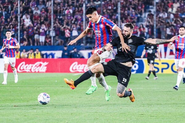 Séptimo empate consecutivo en el Superclásico que quedó 1-1 en la Olla