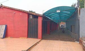 Roban vehículo con carga de aparatos celulares en Ciudad del Este