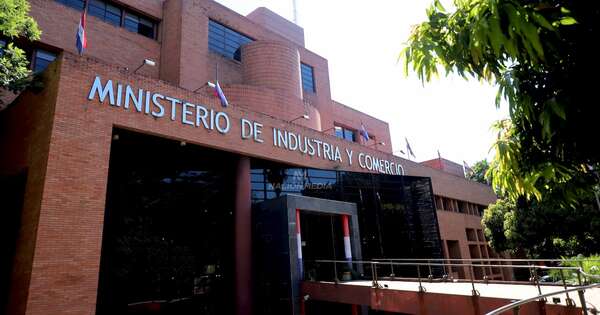 La Nación / Remisión de créditos a sector autopartista favorece a reinversión y expansión, destaca MIC