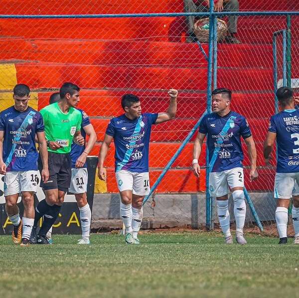 Guaireña se impone en Capiatá - Fútbol de Ascenso de Paraguay - ABC Color