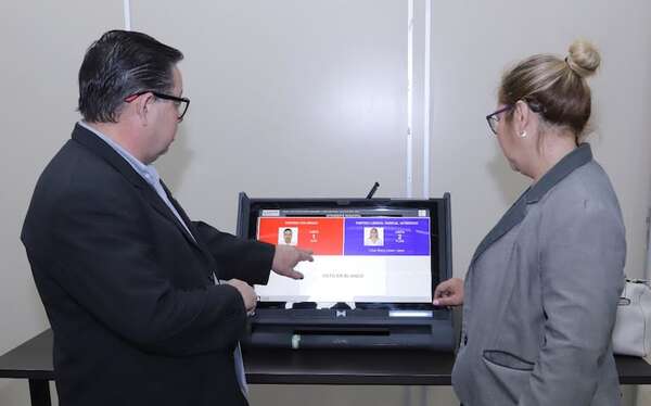 Harán audiencia pública sobre prohibir máquinas de votación en candidatura presidencial - Política - ABC Color
