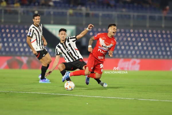 Versus / Segunda cita entre Ameliano y Libertad, esta vez en Trinidad por la Copa de Primera