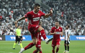 Versus / Braian Samudio le hace doblete a uno de los gigantes del fútbol turco