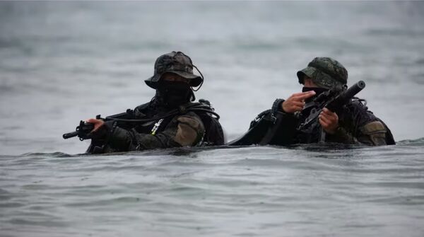 EEUU y Corea del Sur comenzaron maniobras militares conjuntas