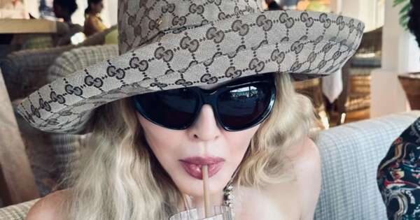 Diario HOY | Madonna visita Pompeya y hace una donación a un teatro local infantil